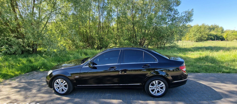 Mercedes-Benz Klasa C cena 32900 przebieg: 320000, rok produkcji 2009 z Poznań małe 92